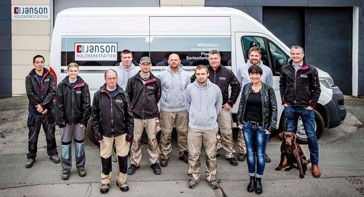 Team der Janson Holzwerkstätten in Ahorn/ Triebsdorf