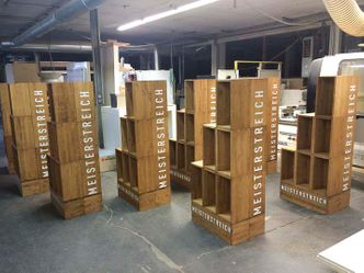Serienfertigung der Janson Holzwerkstätten in Ahorn/ Triebsdorf